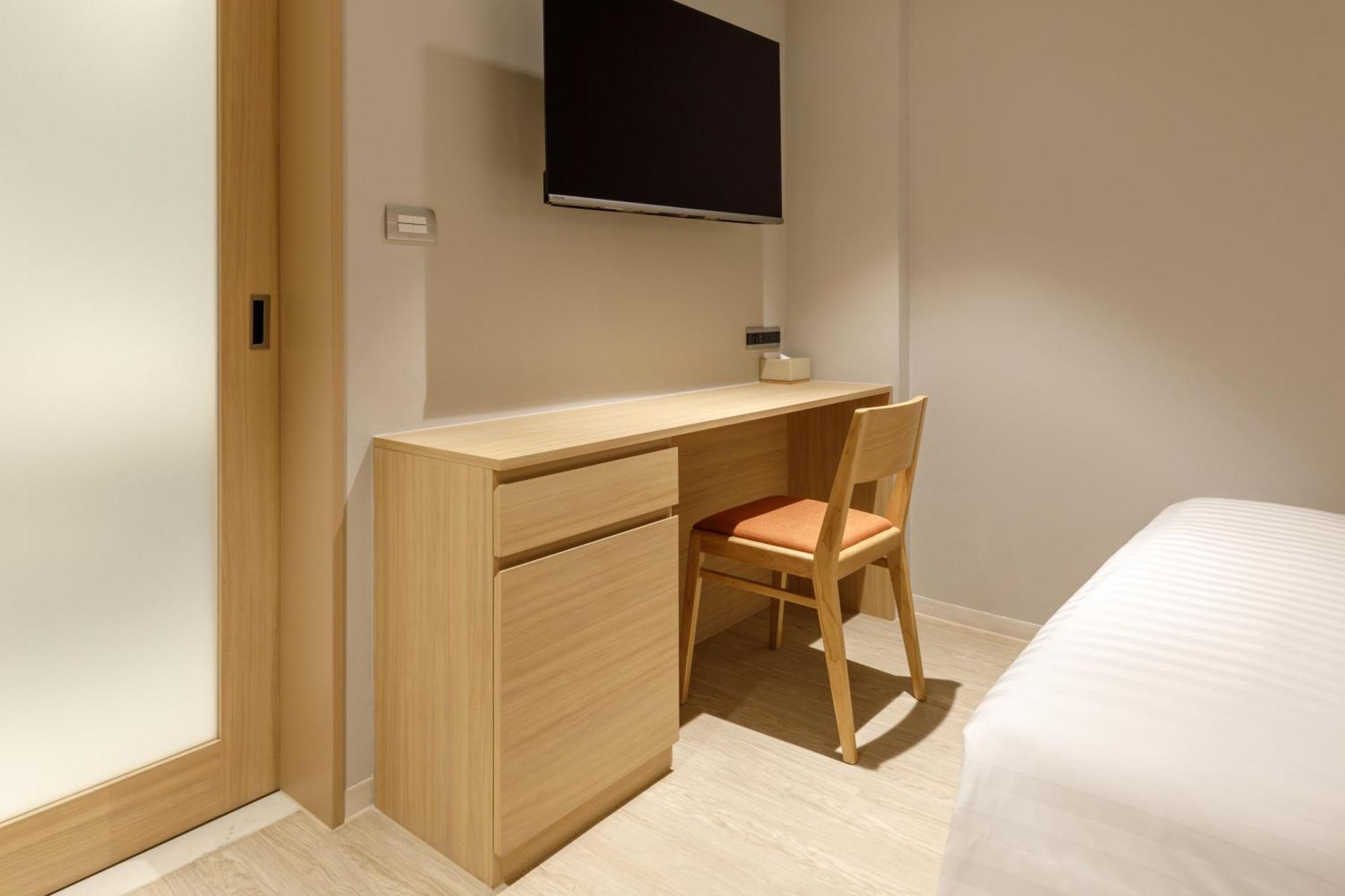 Nishitetsu Hotel Croom Bangkok Silom ภายนอก รูปภาพ